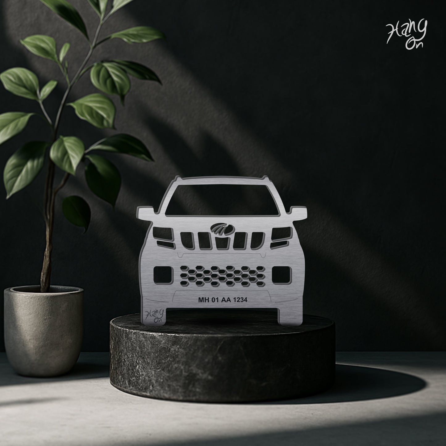 Keychain For Mahindra Tuv 300